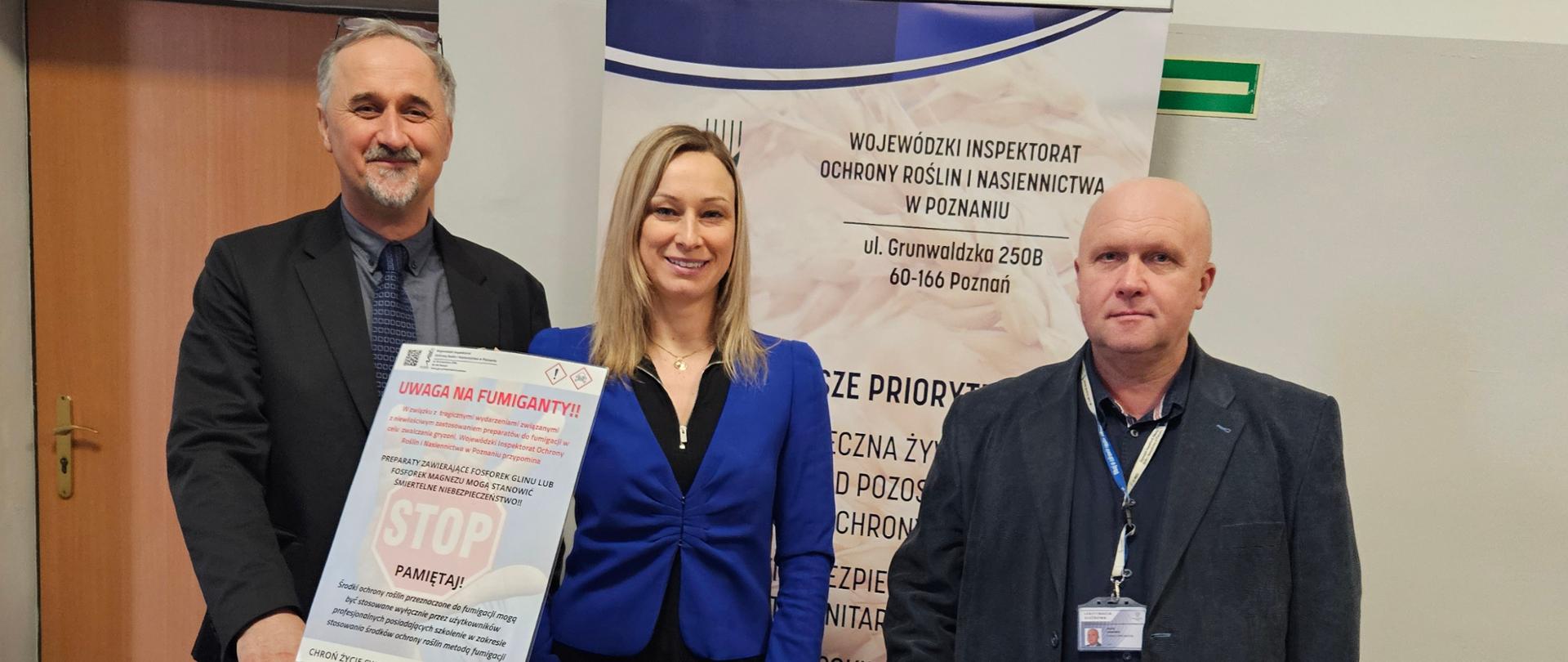 Pracownicy Oddziału w Kole przy stoisku WIORiN w Poznaniu