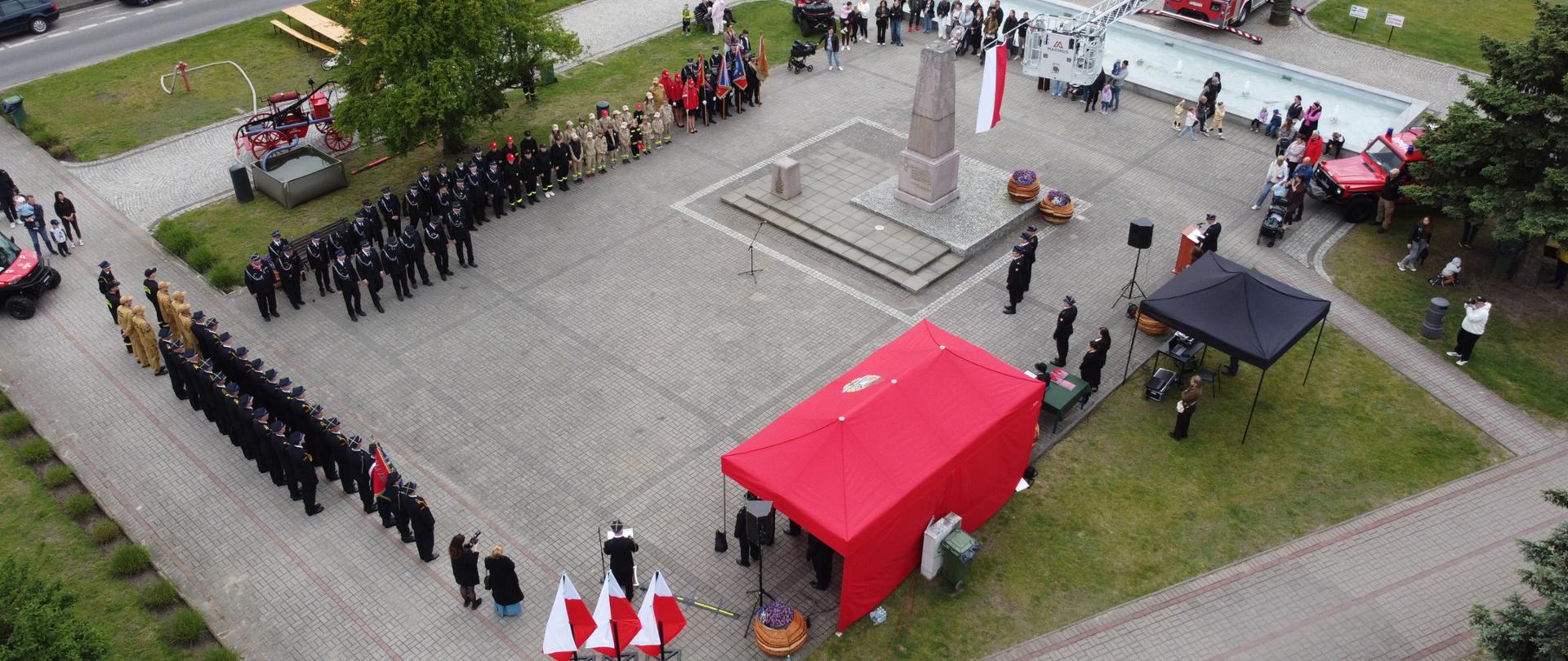 Pododdziały w trakcie uroczystości