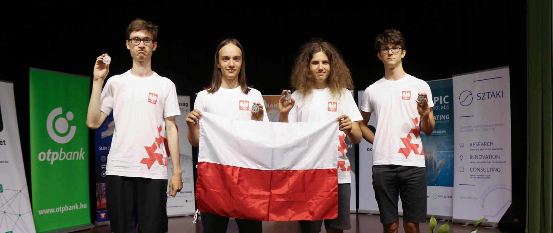 Reprezentanci Polski na Olimpiadzie Informatycznej Krajów Europy Środkowej.
