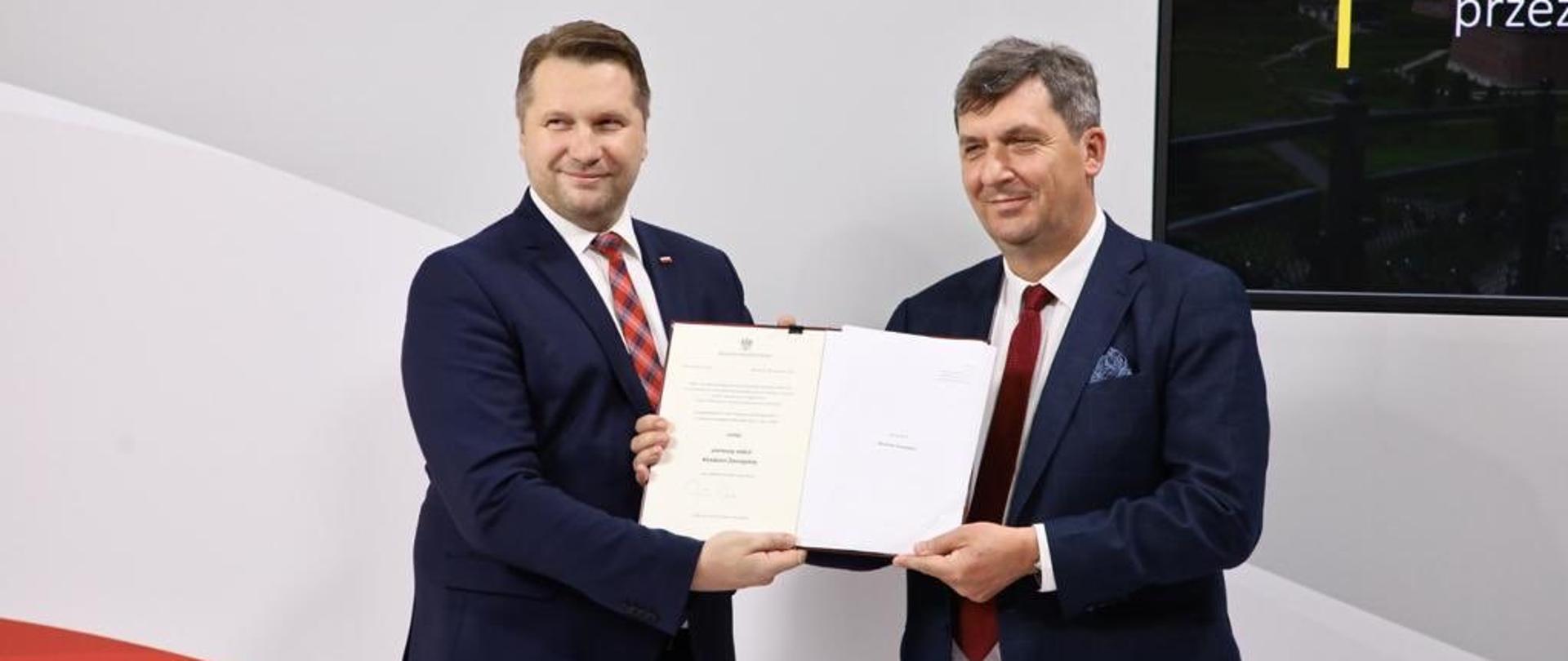 Uroczyste wręczenie nadania statutu Akademii Zamojskiej przez Ministra Edukacji i Nauki Przemysława Czarnka