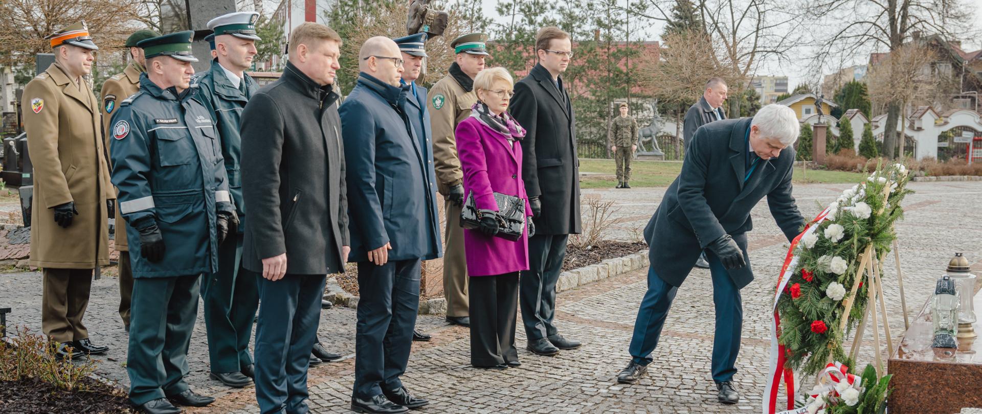 W hołdzie ofiarom katastrofy smoleńskiej