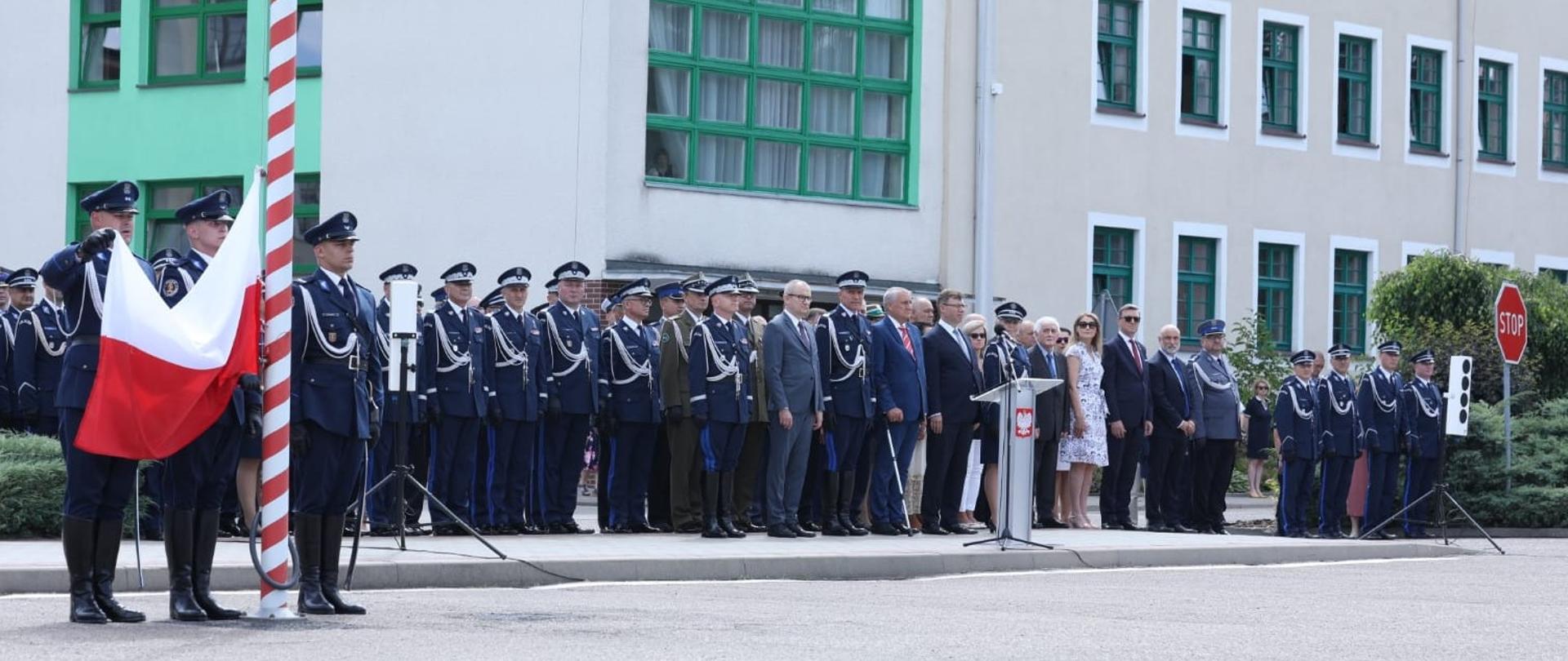 Promocja oficerska absolwentów w Wyższej Szkole Policji w Szczytnie