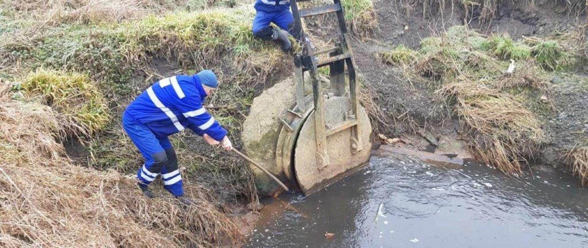 Weryfikacja poprawności pracy śluz wałowych 