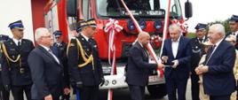 Uroczyste przekazanie średniego samochodu ratowniczo-gaśniczego w OSP Czermno