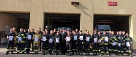 Absolwenci szkolenia podstawowego strażaków ratowników Ochotniczych Straży Pożarnych 
