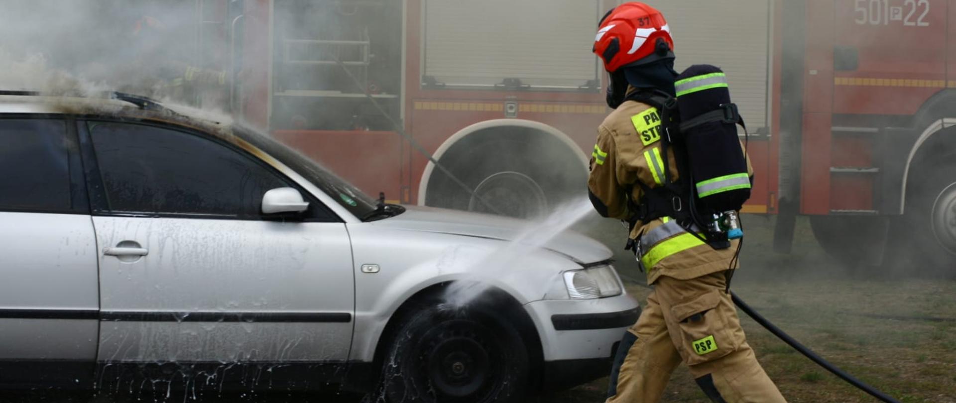 Pokaz gaszenia samochodu