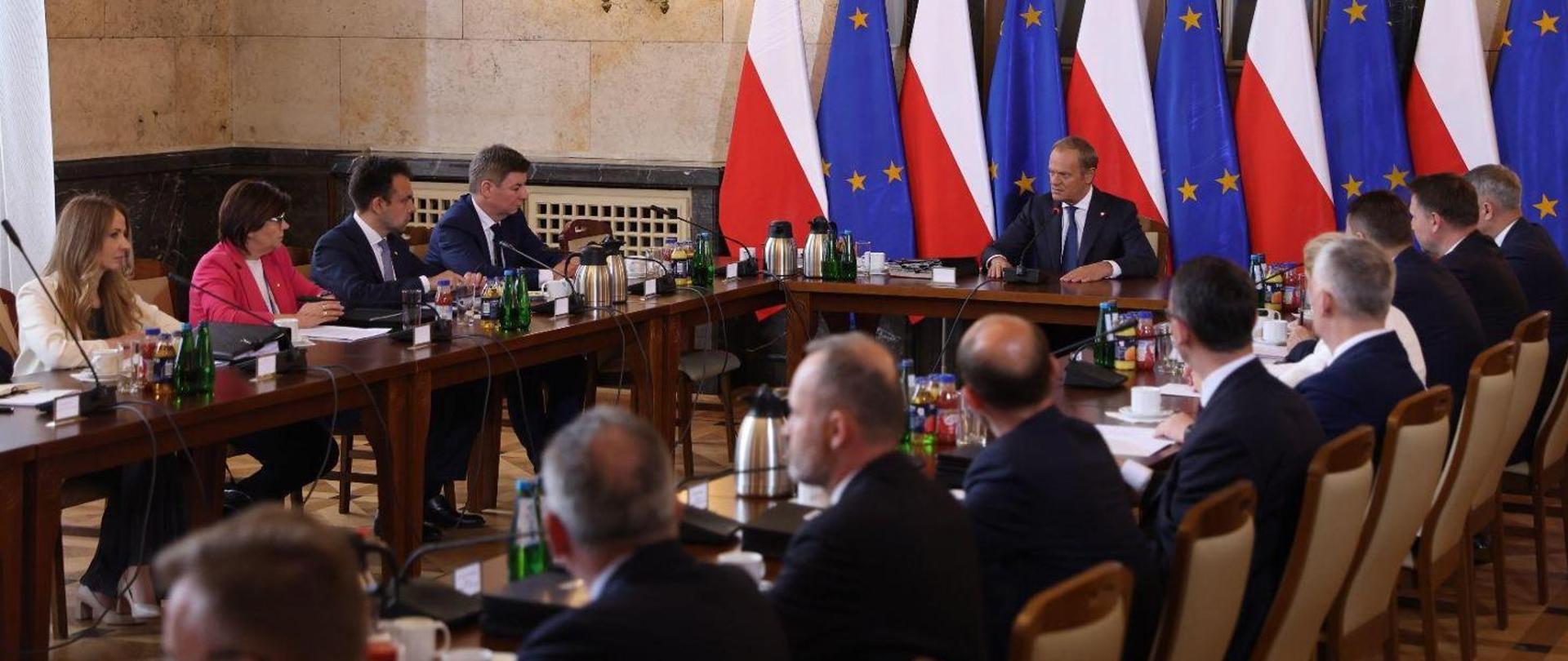 Proactive action by Polish services