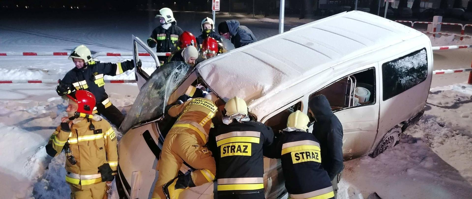 wypadek drogowy w Kotowie