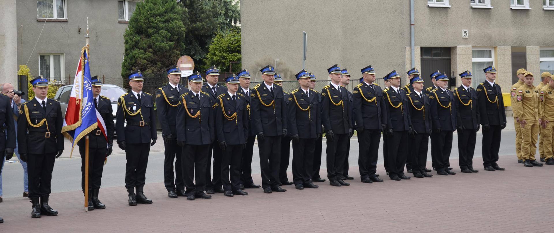 Uroczysty apel z okazji Dnia Strażaka w KP PSP Działdowo