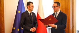 Minister infrastruktury Dariusz Klimczak oraz powołany na stanowisko wiceministra infrastruktury Piotr Malepszak