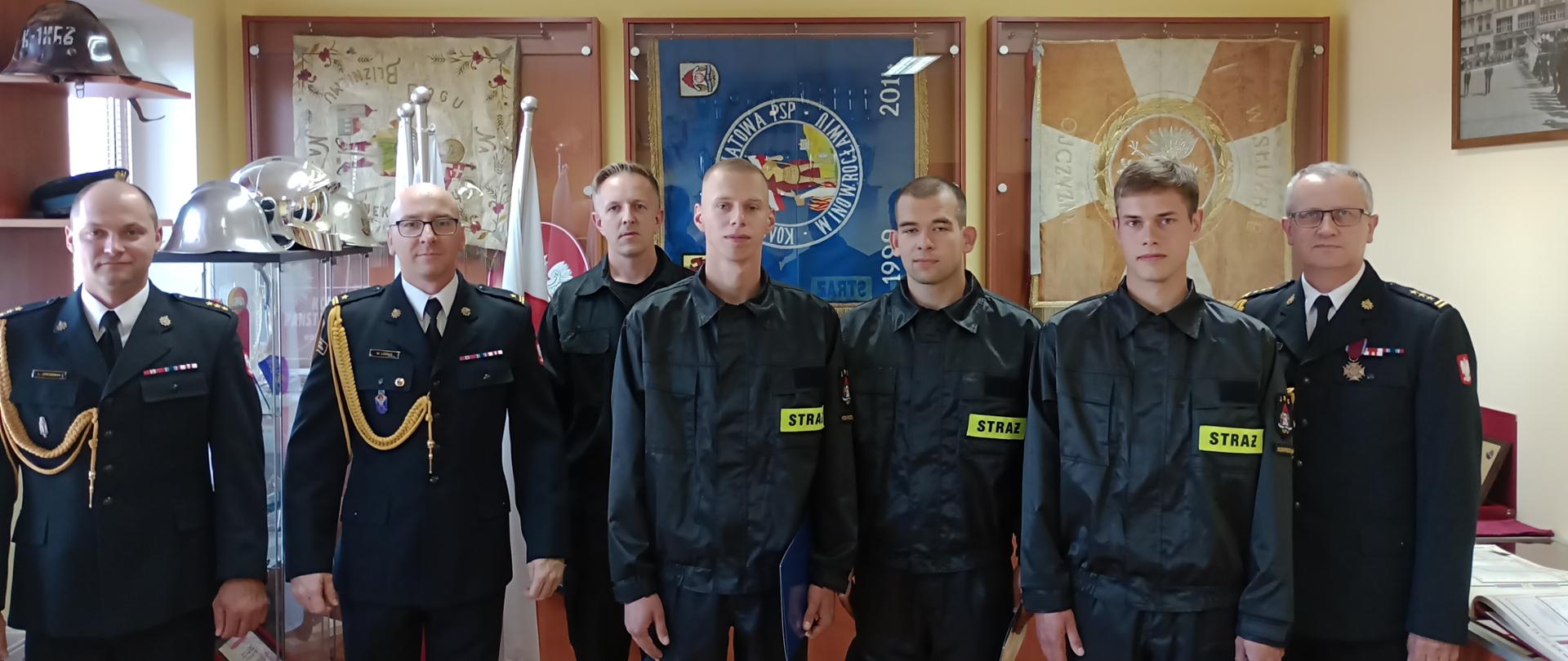 Uroczyste ślubowanie strażaków w KP PSP w Inowrocławiu