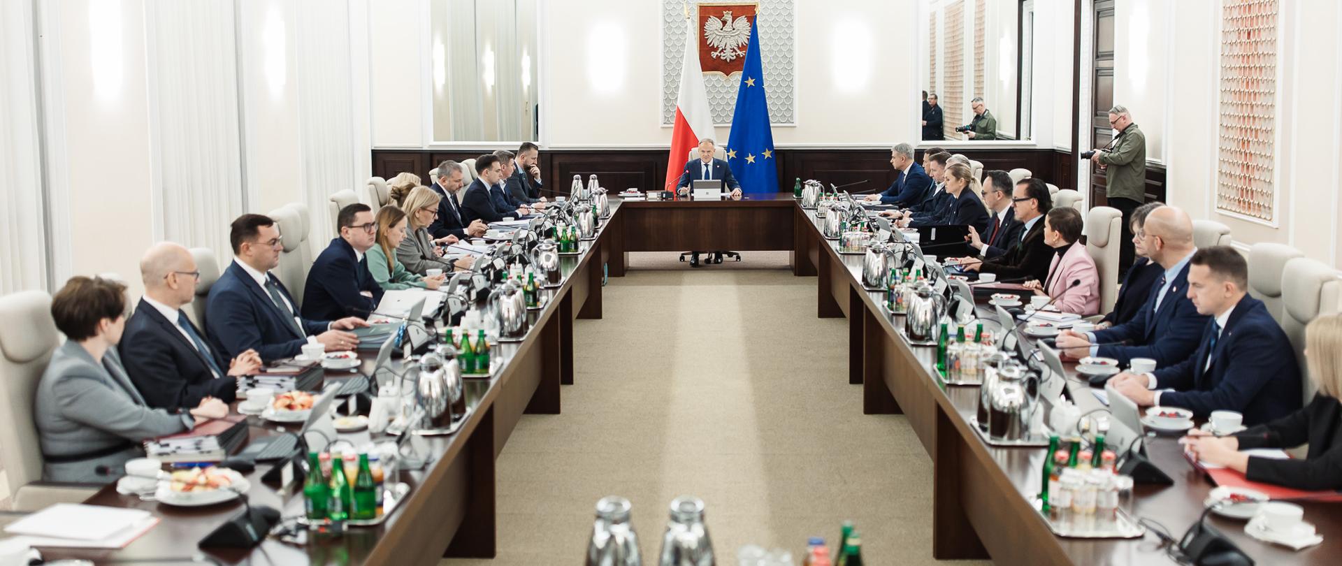 2.12 Rada Ministrów 