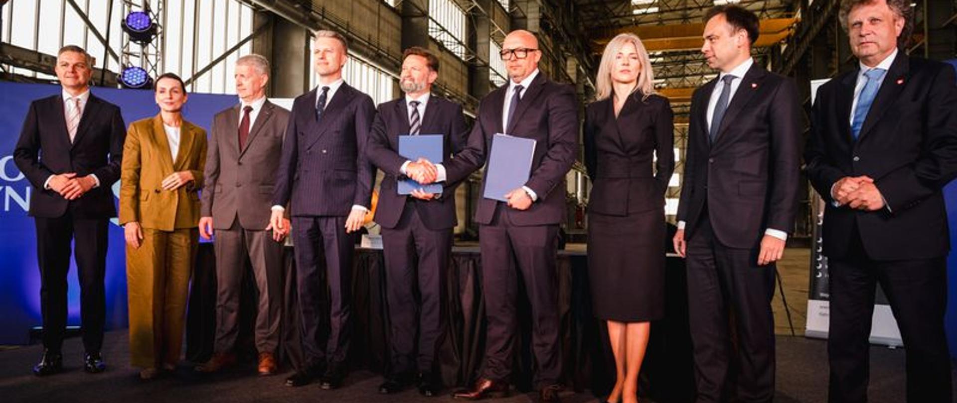 Zarząd Portu Morskiego Gdynia oraz ZKS Ferrum podpisały umowę na dzierżawę ponad 17 tys. m kw. powierzchni w bezpośrednim sąsiedztwie Nabrzeża Indyjskiego, Gdynia 01.06.2026