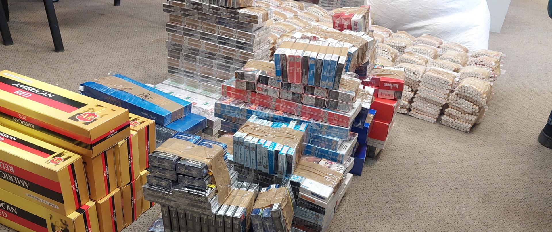 pudełka papierosów i papierosy bez polskich znaków akcyzy