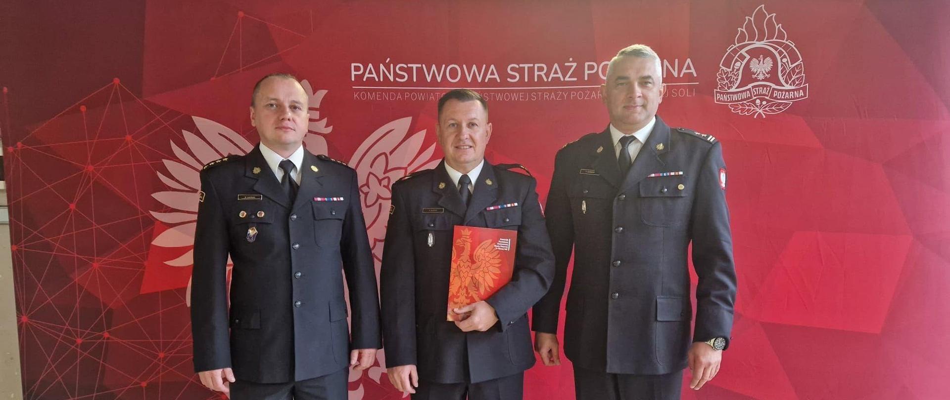 1 września 2026 r. w Komendzie Powiatowej Państwowej Straży Pożarnej w Nowej Soli odbyła się uroczysta zbiórka, podczas której miało miejsce mianowanie na wyższe stanowisko służbowe.