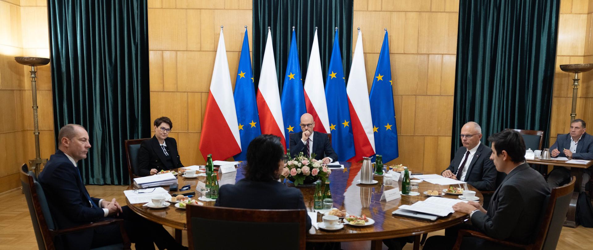 2025.10.13 Warszawa I KPRM Komisja do spraw Nadzoru
Fot. Stefan Maszewski