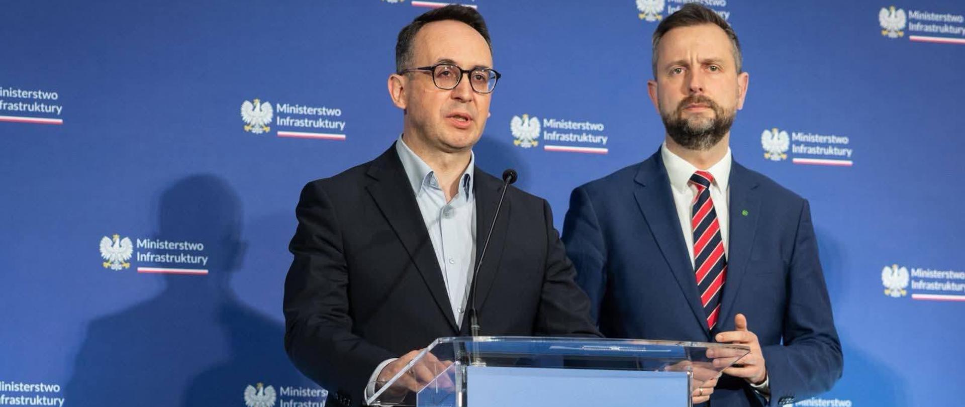 W obecności wicepremiera, ministra obrony narodowej Władysława Kosiniaka-Kamysza, ministra infrastruktury Dariusza Klimczaka i wiceministra Stanisława Bukowca, Polskie Linie Kolejowe S.A. podpisały z wykonawcą umowę na budowę nowej linii kolejowej Podłęże – Gdów, w ramach projektu Podłęże-Piekiełko. 