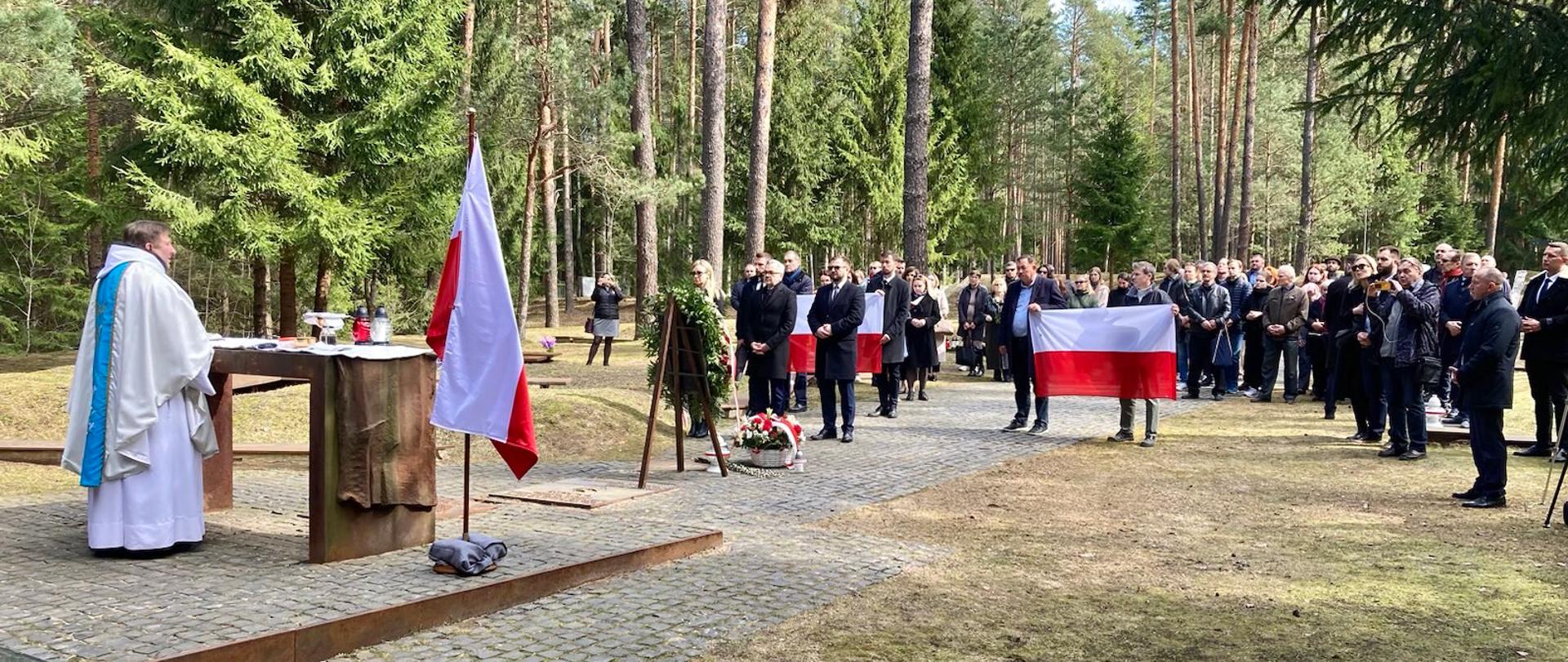 1833206D-0319-4EF5-90B8-466E94CDF911