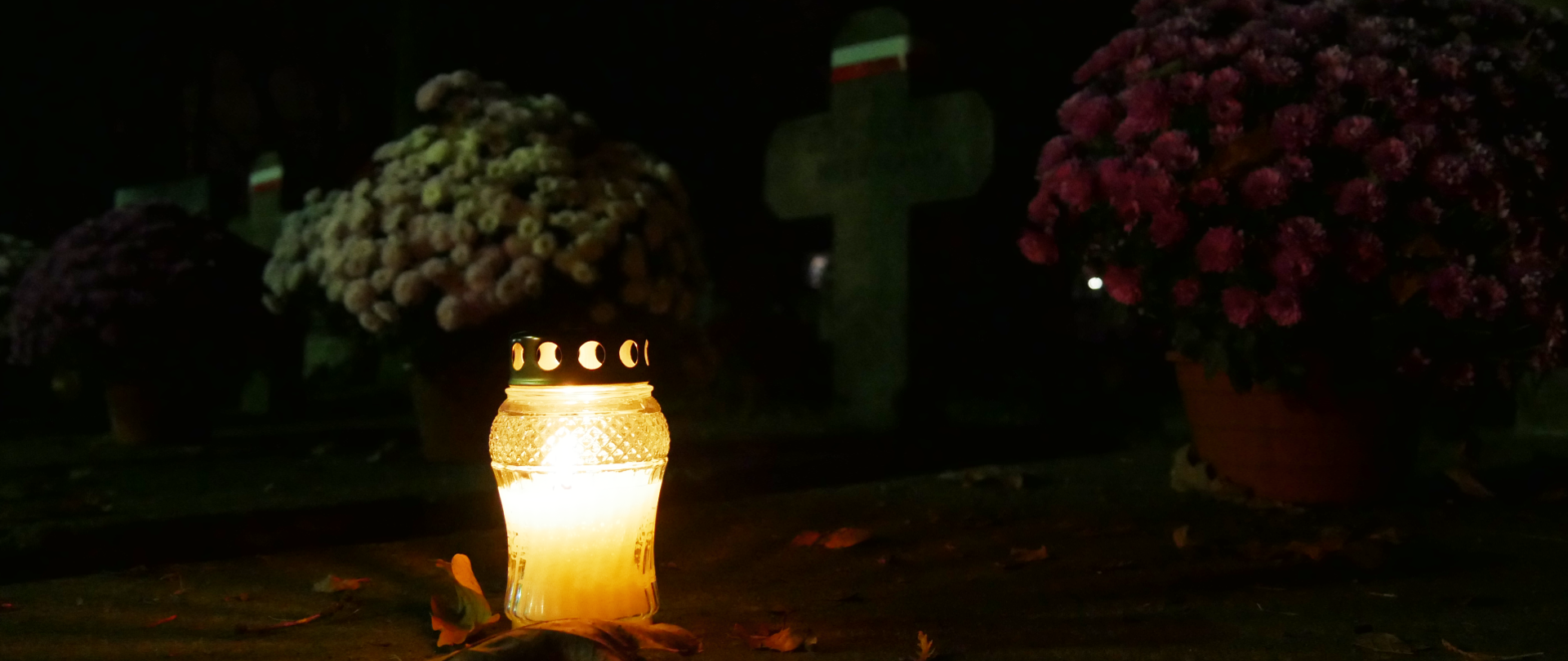 Światło pamięci Niezwyciężonym w dekadę 100-lecia Niepodległości