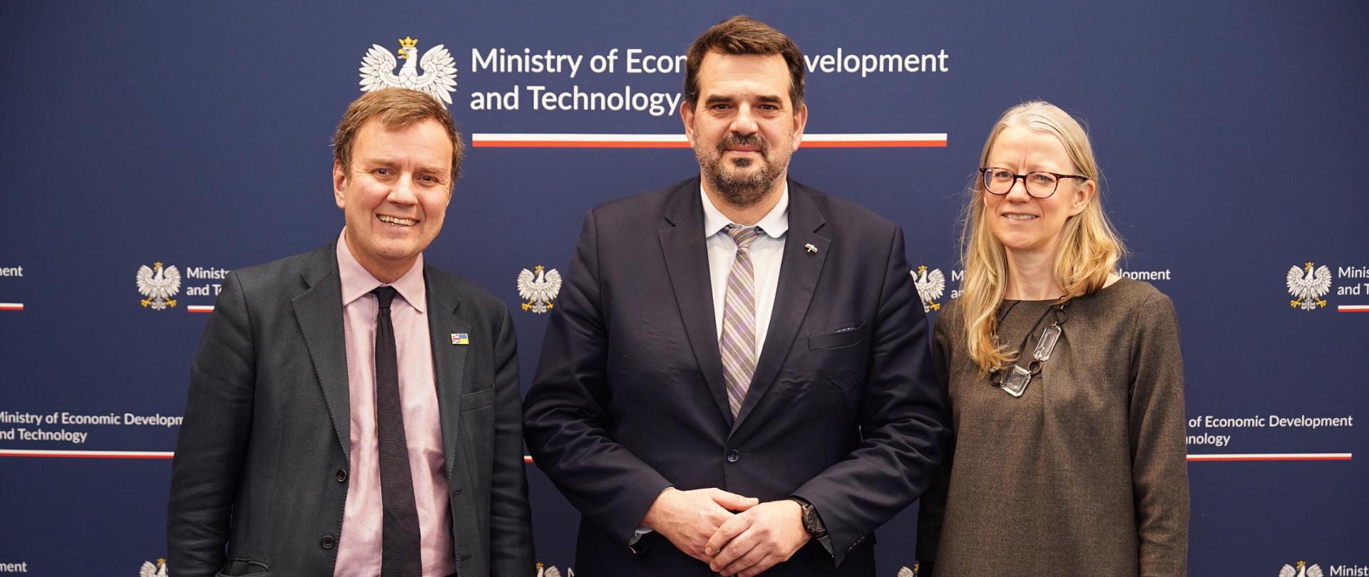 Wiceminister Jacek Tomczak spotkał się brytyjskim ministrem ds. polityki handlowej Gregiem Handsem