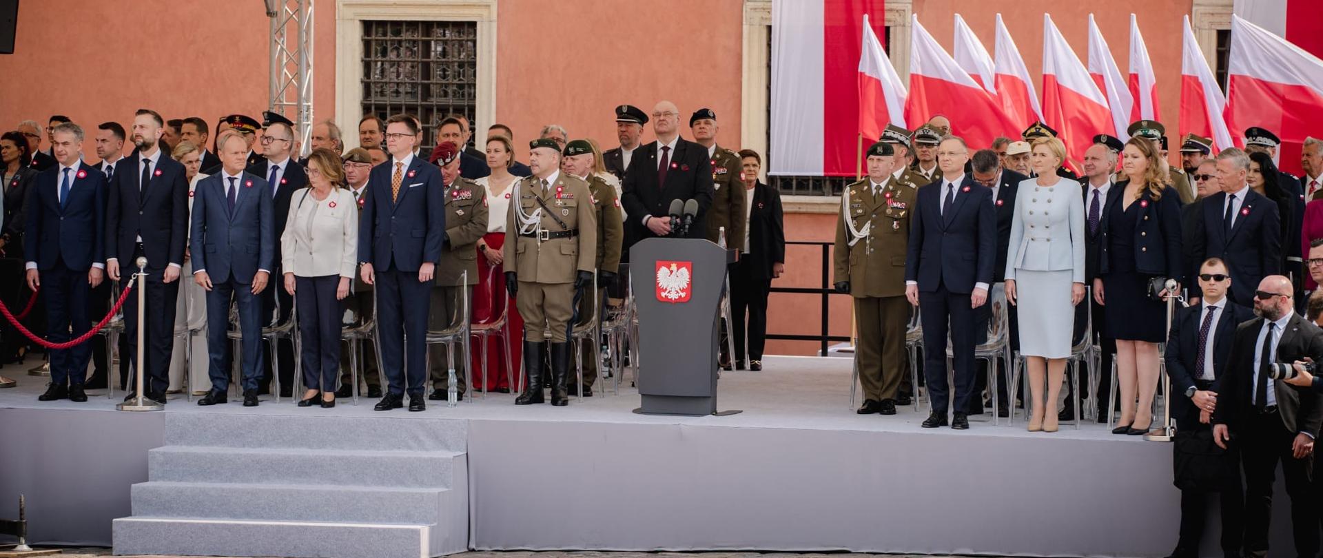 Plac Zamkowy 3 maja _trybuna