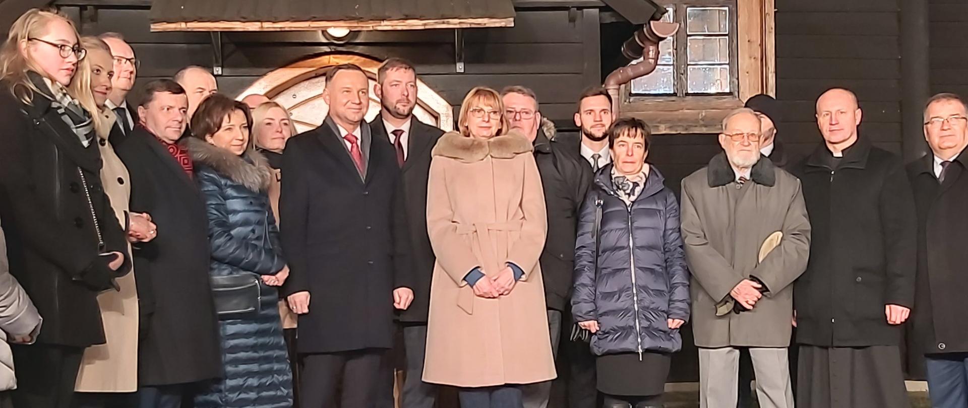 Uroczystości z okazji 10-lecia powrotu Ziemi Rychtalskiej do Polski w wielkopolskich Drożkach.