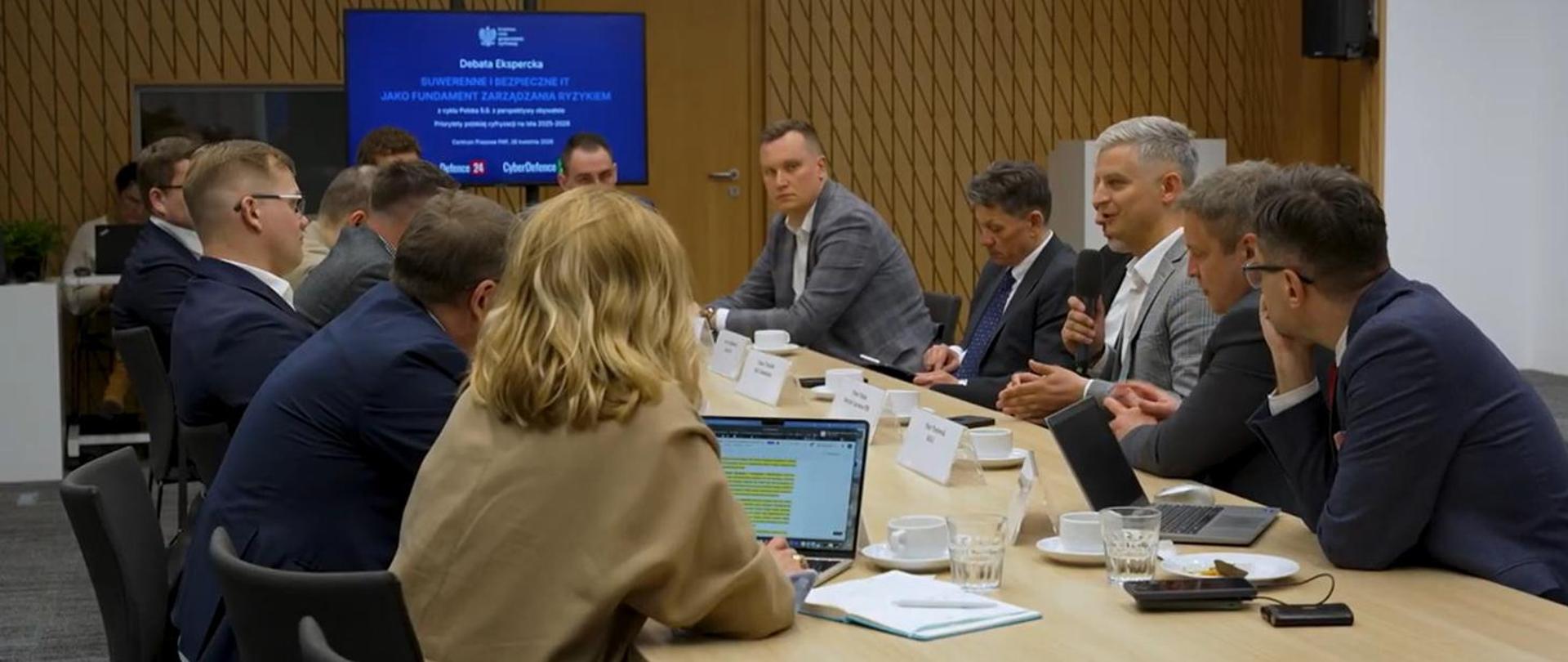 Debate "Sovereign and Secure IT as the Foundation of Risk Management,” organized by the National Chamber of Digital Economy