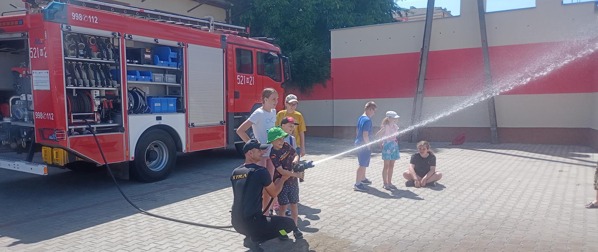 Bezpieczne wakacje ze strażakami z KP PSP w Mławie