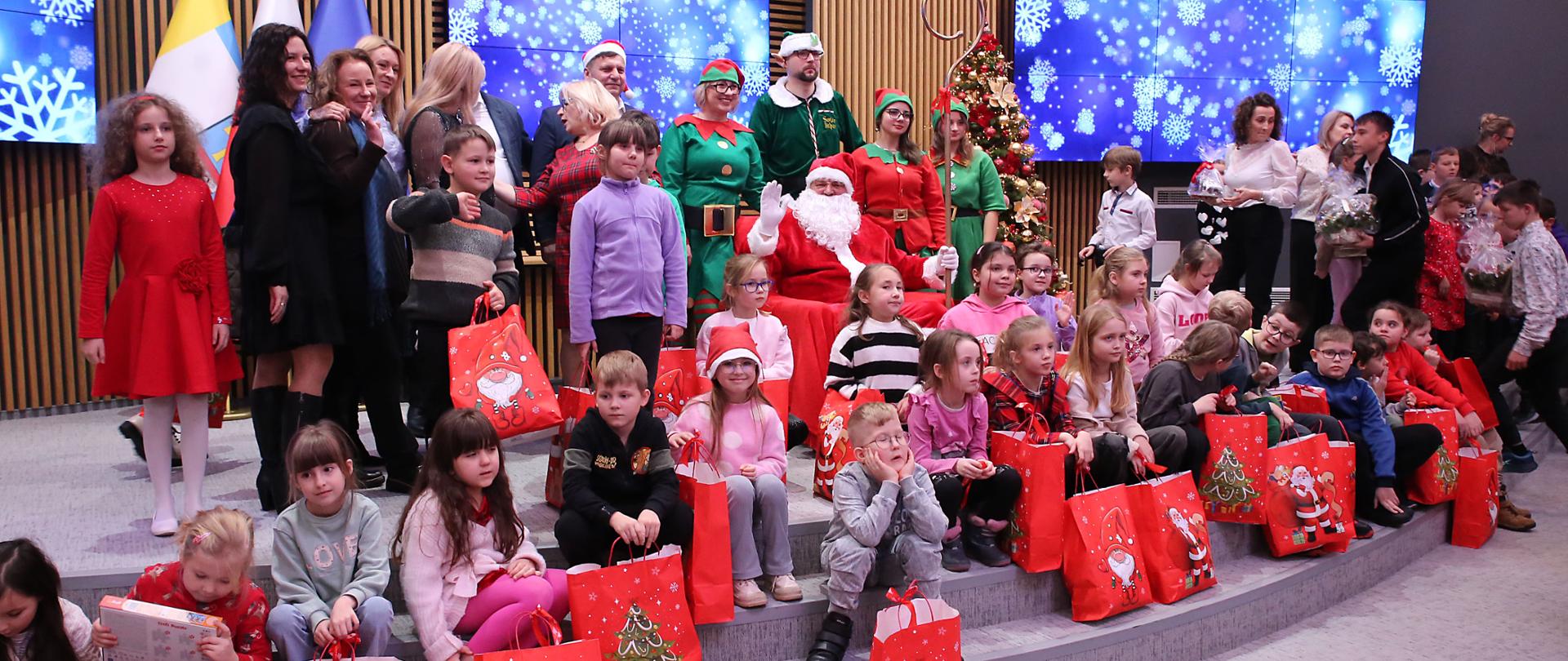 Mikołajki w urzędzie wojewódzkim