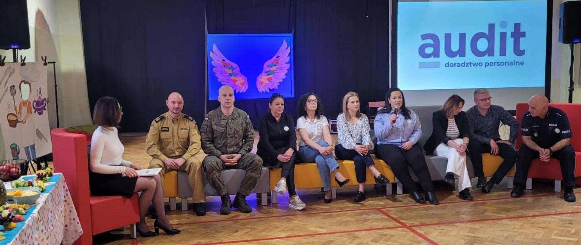 W dniu 21 marca 2024 roku, na zaproszenie Zespołu Szkolno – Przedszkolnego w Otyniu uczestniczyliśmy w drugiej edycji „Zawodowego Zawrotu Głowy”. 