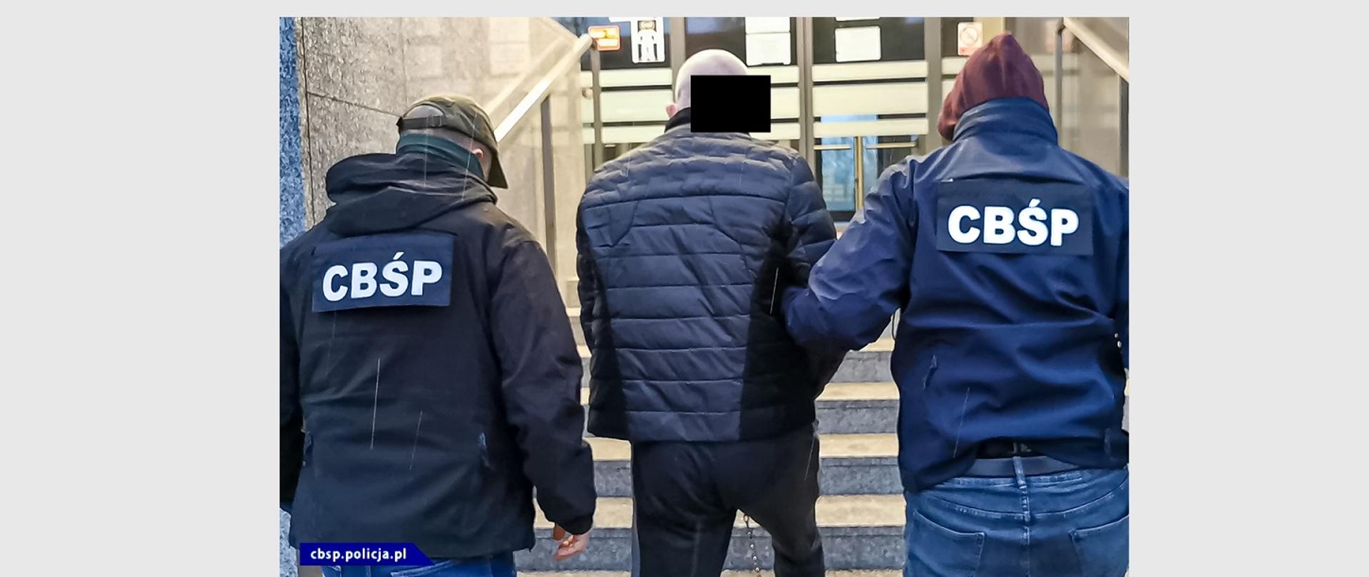 Adwokat i „Bestia” usłyszeli zarzuty w śledztwie Zachodniopomorskiego pionu PZ PK dotyczącym zorganizowanej grupy przestępczej wyłudzającej VAT