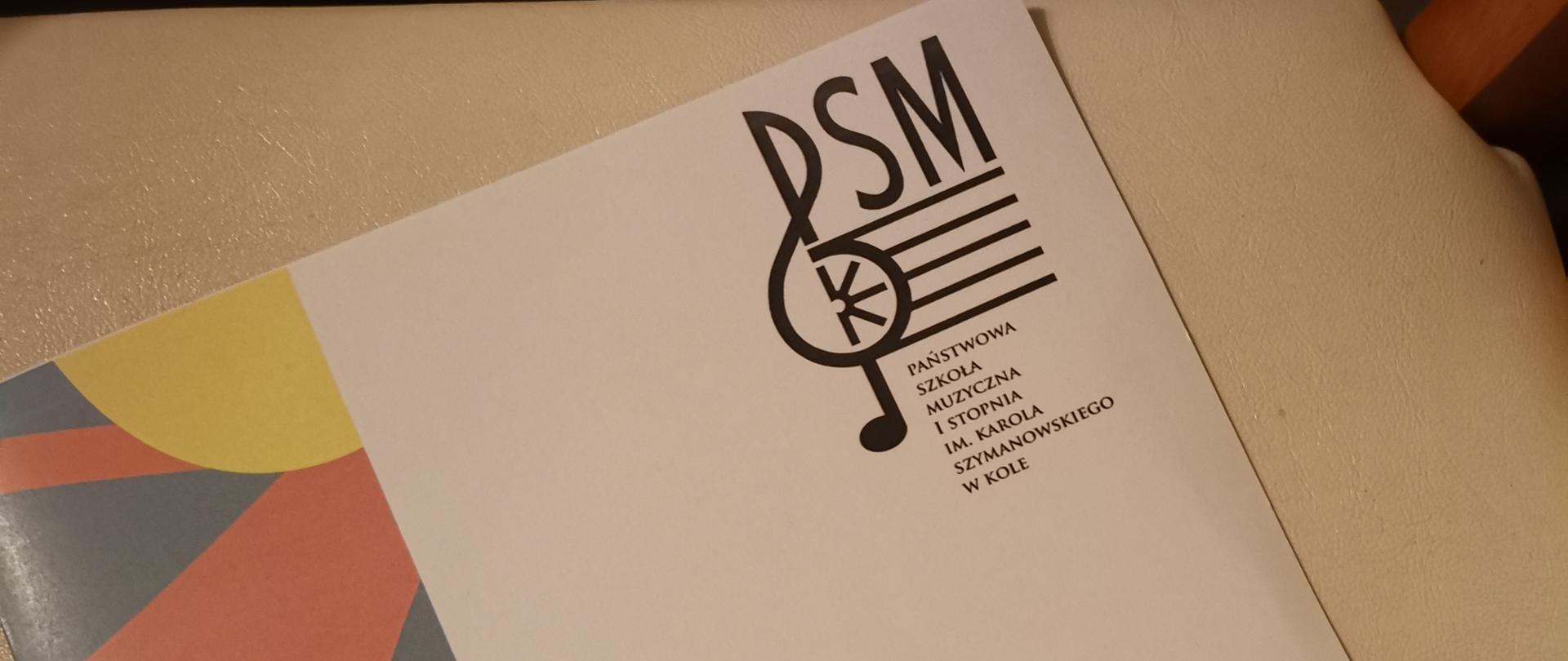 teczka z logo PSM I stopnia w Kole