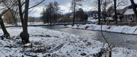 Przywrócenie przepustowości koryt oraz zabudowa wyrw brzegowych na Białej Lądeckiej.