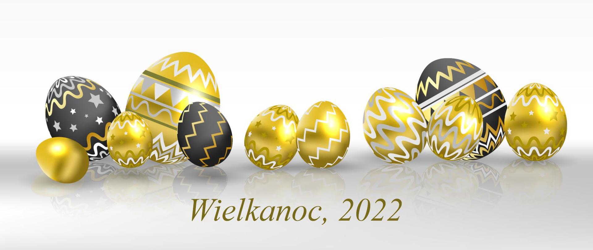 pisanki w czarne białe i złote wzorki 