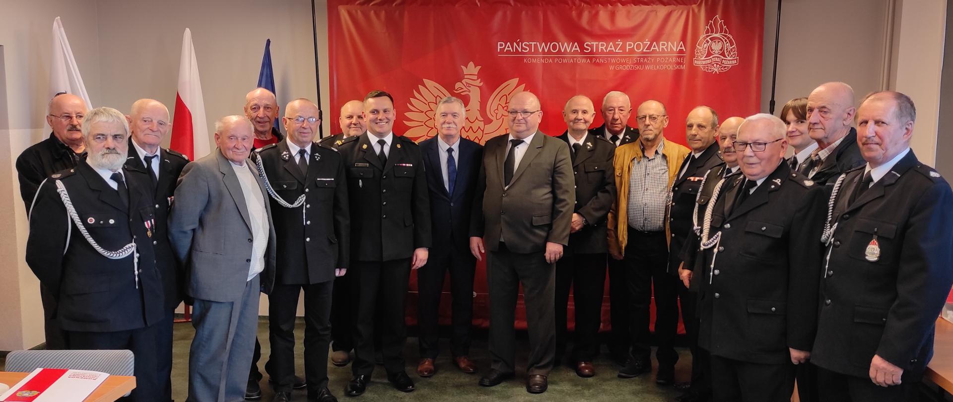 WRĘCZENIE DECYZJI O PRZYZNANIU ŚWIADCZENIA RATOWNICZEGO