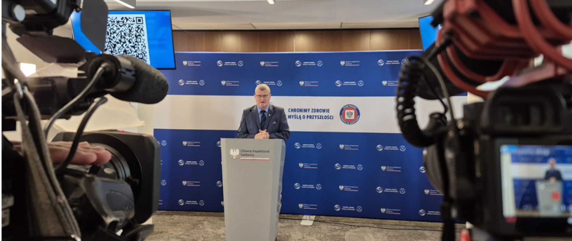 Na zdjęciu min. Paweł Grzesiowski