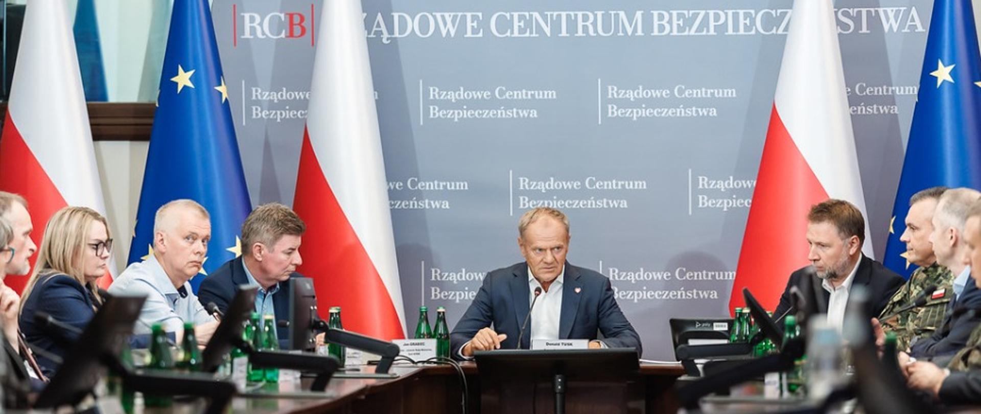 Odprawa w RCB z udziałem Premiera D. Tuska