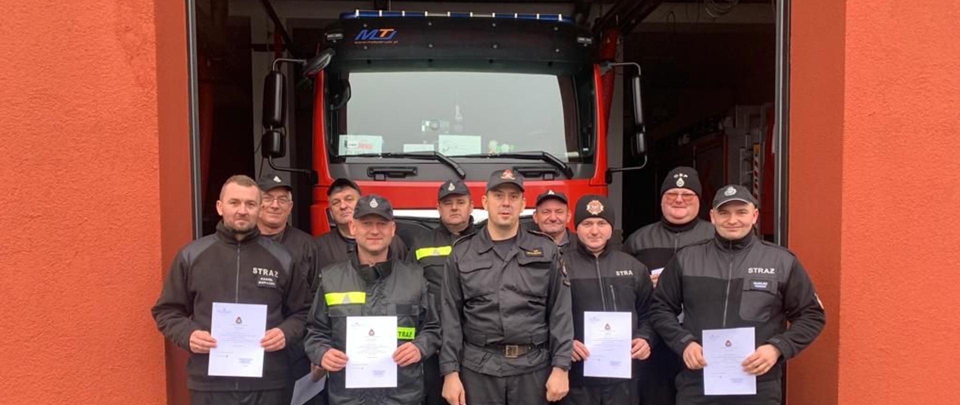 Zdjęcie absolwentów szkolenia