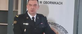 Narada roczna podsumowująca działalność obornickich strażaków w 2022 roku.