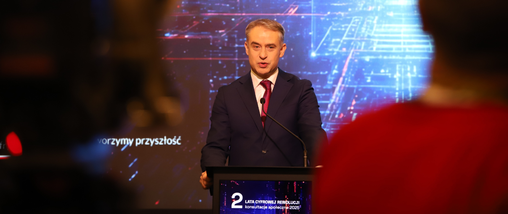 Konsultacje społeczne „2 lata cyfrowej rewolucji” zorganizowane przez Ministerstwo Cyfryzacji