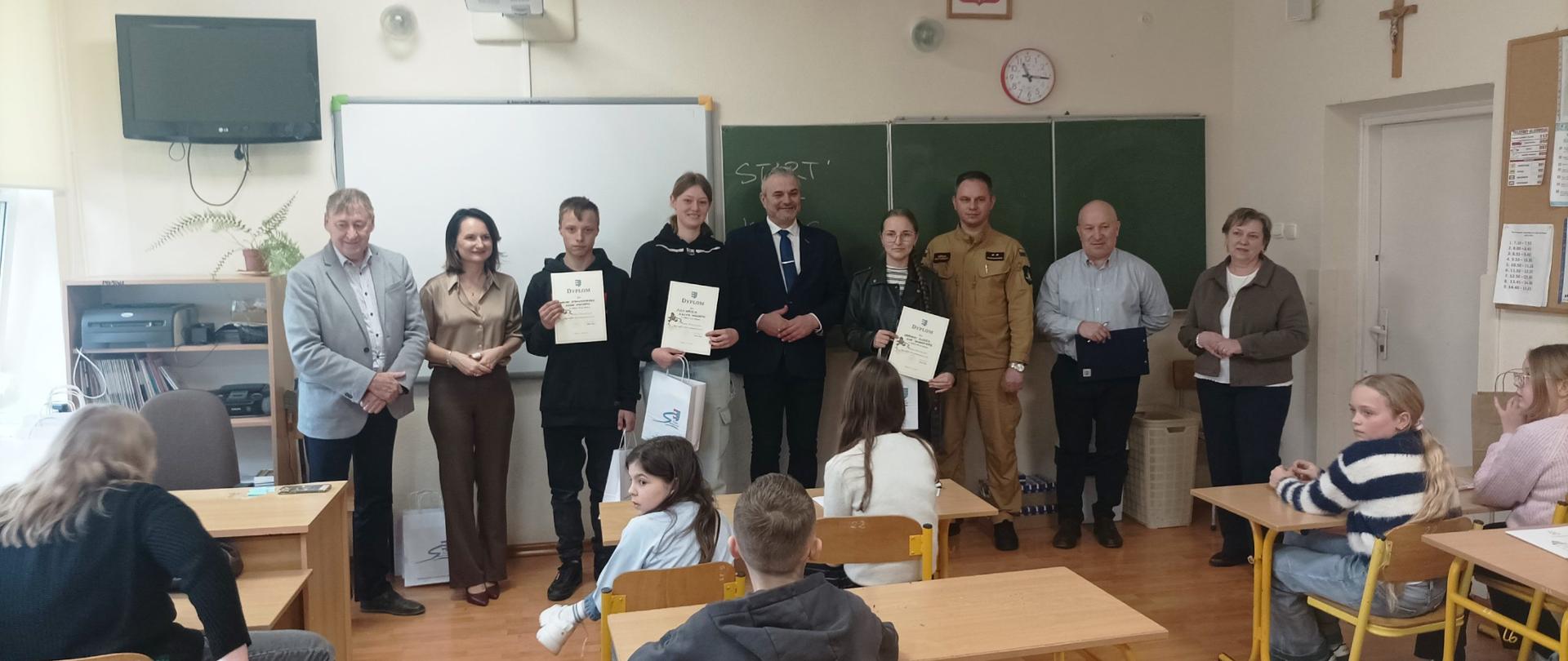 miejski Ogólnopolski Turniej Wiedzy Pożarniczej ,, Młodzież zapobiega pożarom,, 