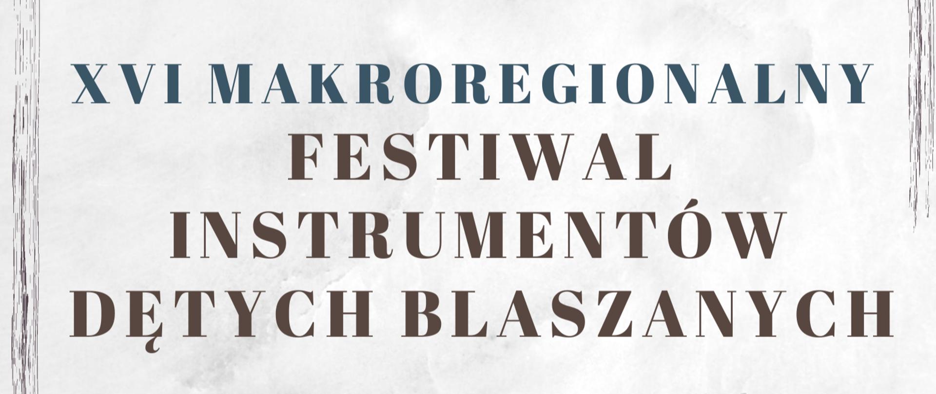 Plakat na różowo popielatym tle z ikoną trąbki. Pośrodku plakatu informacja o wydarzeniu w kolorze czarnym i granatowym.