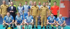 Mistrzostwa Województwa Strażaków w halową piłkę nożną ceremonia zakończenia zawodów. 