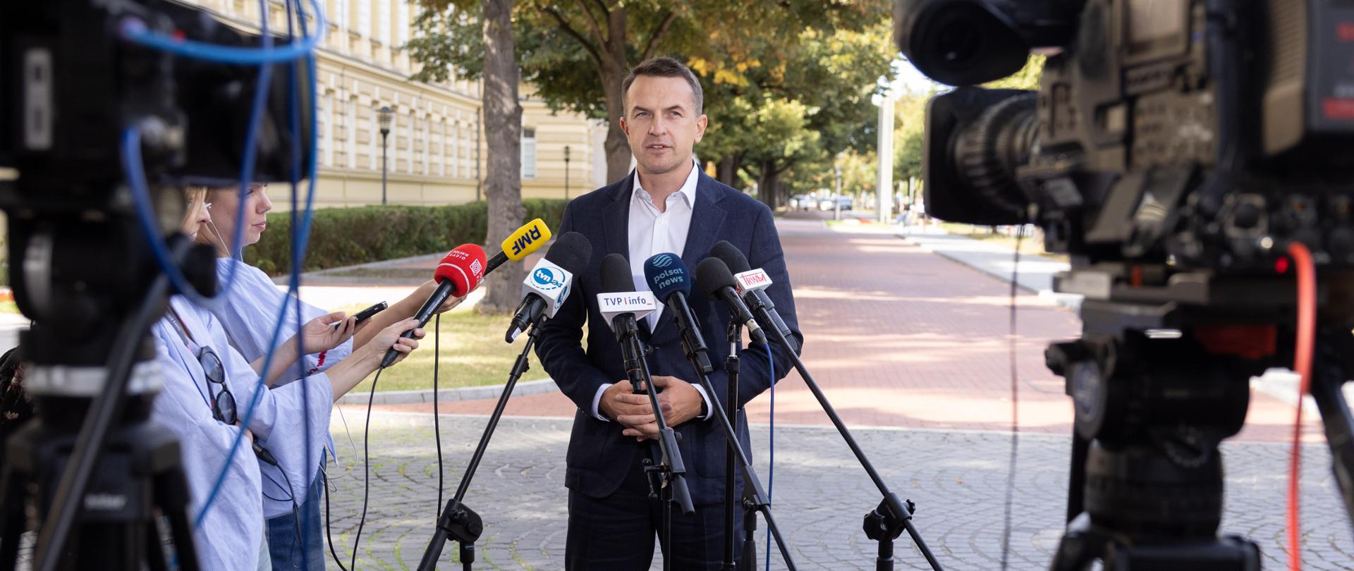 2025.08.21 Warszawa I Konferencja prasowa Rzecznika Rzadu Adama Szlapki
Fot. Stefan Maszewski