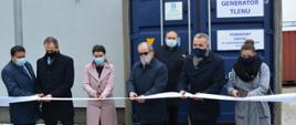 przecięcie wstęgi, na zdjęciu m.in. wojewoda Mikołaj Bogdanowicz, Senator Józef Łyczak, w tle generator tlenu
