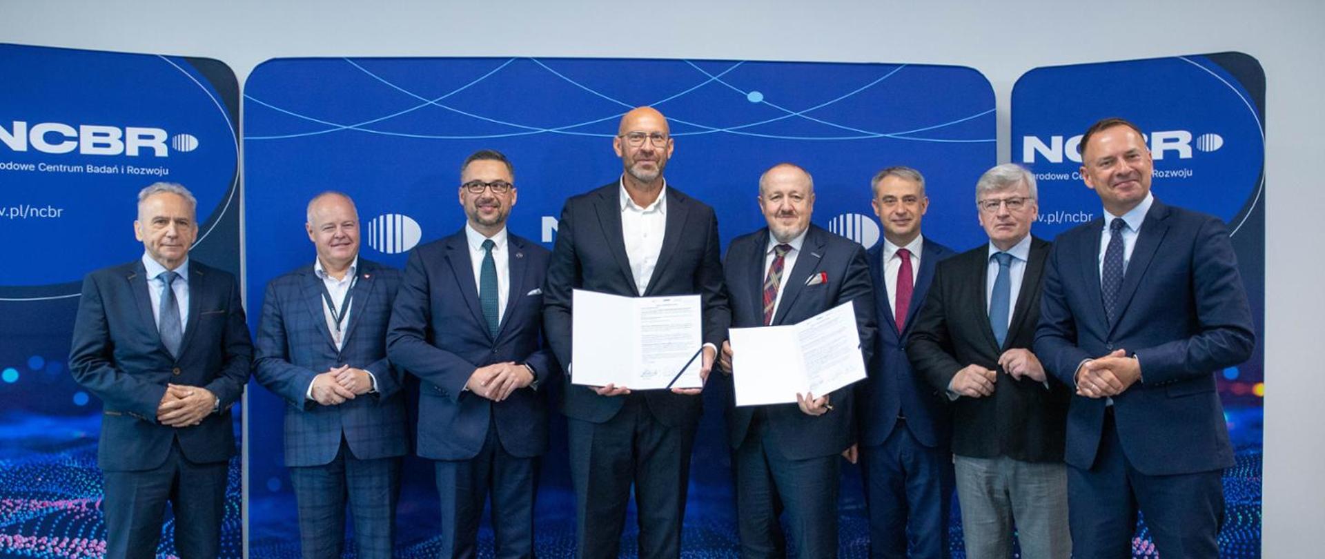 Representatives of NCBR, Ministry of Sport and Tourism, "MAPTur: A Smart Platform for Monitoring, Analysing and Forecasting Tourist Traffic in Poland" project by the University of Warsaw and “exPLo AI –Tourist Activity Smart Analyser” project by the Kielce University of Technology .