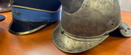 Hełm i czapka strażacka