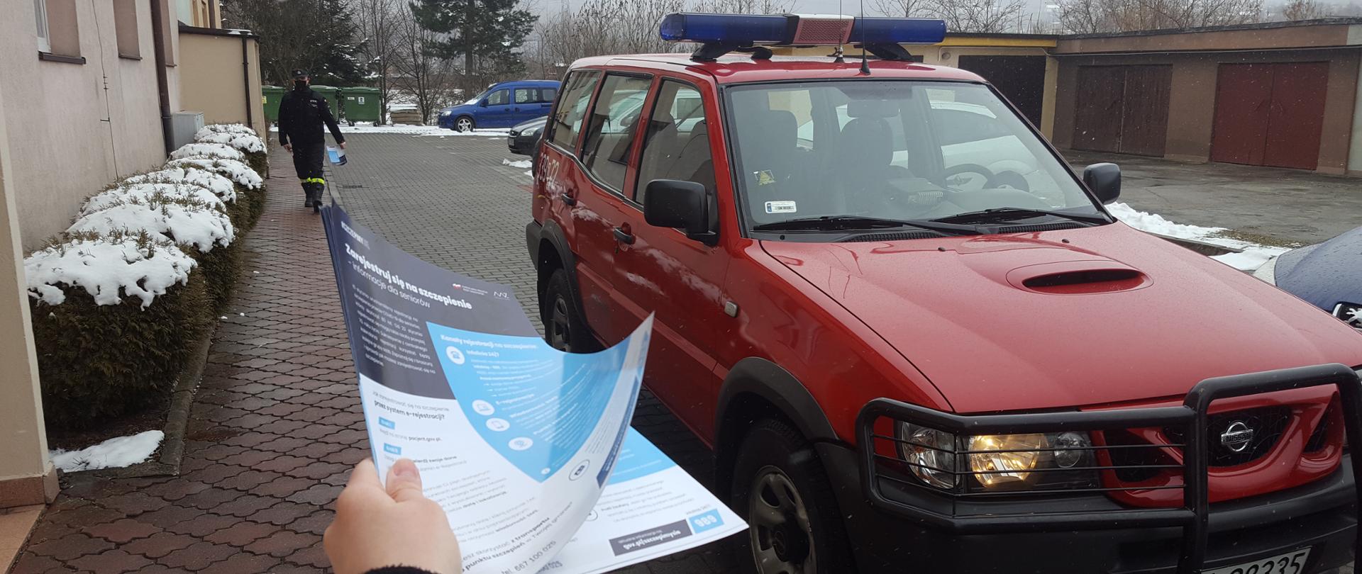 OSP Kobiernice - roznoszenie ulotek o szczepieniach na COVID-19