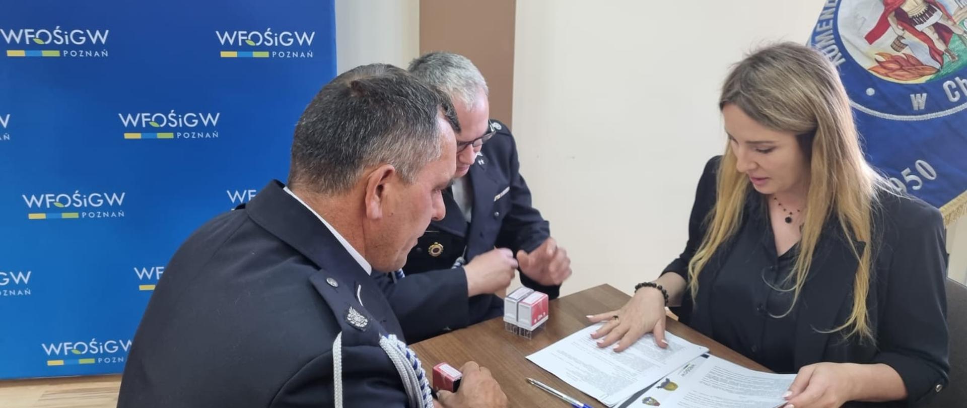 uroczyste podpisanie umów