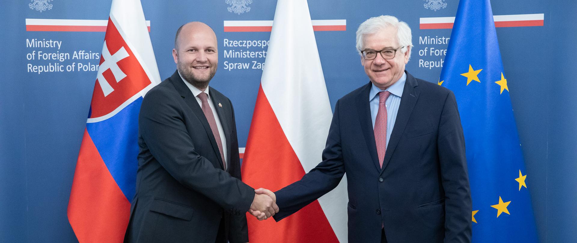 2020.07.09 Warszawa . Minister Jacek Czaputowicz . Spotkanie z Ministrem Obrony Rep. Slowacja - Jaroslav Nad .
Fot. Tymon Markowski / MSZ